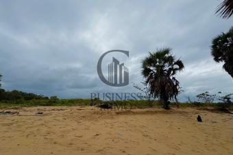 VENTE DUNE CONCESSION DE  74 HECTARES OU 740.000 M AU BORD DE LA MER.