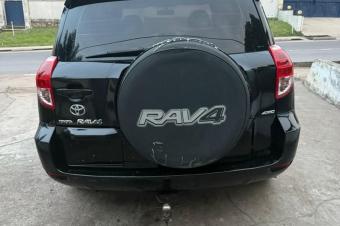 TOYOTA NEW RAV4 A VENDRE  KINSHASA 