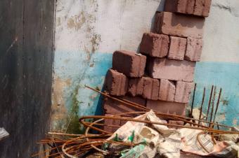 Vente dune parcelle terrain vide cltur portail  kitambo 