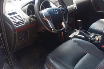 PRADO TX 2017  Sans plaque  Volant gauche Full option Autom diesel 4 Cylindres 4x4 Climatiser faible kilomtrage intrieur cuire 3 banquettes  33.500  discuter lgrement  Offre 