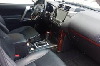 PRADO TX 2017  Sans plaque  Volant gauche Full option Autom diesel 4 Cylindres 4x4 Climatiser faible kilomtrage intrieur cuire 3 banquettes  33.500  discuter lgrement  Offre 