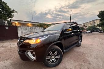 2018 modifier 2020 essence 4cylindre full option 4x4 faible kilomtrage  prix 38500 int cuir