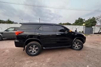 2018 modifier 2020 essence 4cylindre full option 4x4 faible kilomtrage  prix 38500 int cuir
