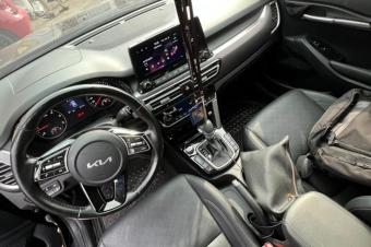  KIA 2022  Couleurs dorigine  Intrieur cuir   diesel Faible kilomtrage  Full options  Gentes croms certifi  Prix 23000 Localisation appel 