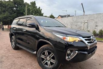 Toyota Fortuner 