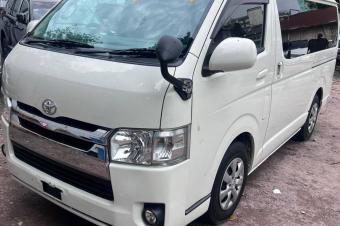 Toyota hiace 