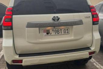 Toyota LAND CRUISER GXR 