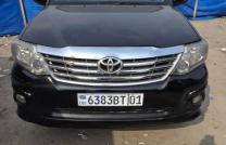 Toyota fortuner authentiques 2015 Couleur d'origine Climatisation impeccable Année de fabrication 2015 authentiques Faible kilométrage Radio Android Full options Plaque récente BT  mediacongo