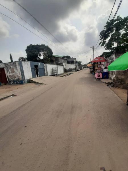 Parcelle prt habite  Binza UPN Cngaliema 