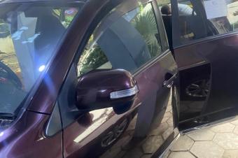 Toyota Vanguard 2 banquette Sans plaque Couleur dorigine Full options Anne 2016 Climatisation impeccable Prix 13000  discuter