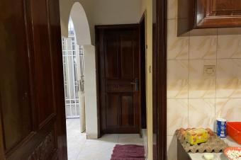Magnifique parcelle avec une maison dun tage soit R1  vendre situ  kinsuka pcheur CNgaliema 