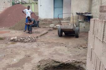 Vente dun terrain vide  Limete 1 re rue funaforgeron avant htel Bunka Palace 