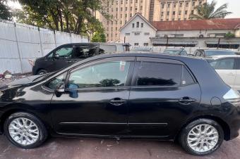 Toyota blade sans plaque 2009 essence automatique 4cylinder kilomtrage 9900 camra de recul Prix 6800 a discuter