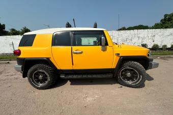 Toyota land cruiser FJ 