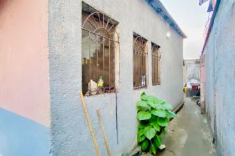 PARCELLE EN VENTE AVEC 4 PORTES DANS LA COMMUNE DE KITAMBO 