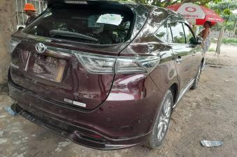 TOYOTA HARRIER Nouveau  Sans plaque  Full Option  Automatique Essence  Couleur dorigine  Climatisation impeccable  Kilomtrage faible  Prix 17.000 Localisation Appel