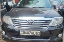 TOYOTA FORTUNER A VENDRE  automobile_motos_velos_engins_et_pieces