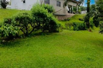 Vente des parcelles dans la commune de ngaliema  binzapigeon rfrence SK   1.Dimension  39m15m avec une grande maison de 3 chambres grand salon cuisine 2 douches toilettes 
