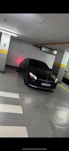 Mercedes CLA AMG Couleur dorigine  Essence volant gauche Automatique  4cylingdre  Anne de Fab 201819 Prix 22.000