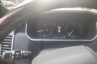 Range Rover vogue 2016  Essence  6 cylindres  Full options  Toit panoramique  Automatique  Moteur impeccable   Prix  30.000 a discuter lgrement  Besoin dargent  Localisati