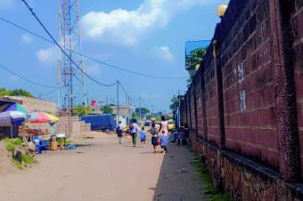 Vente parcelle au Quartier verkis Commune de Ngaliema tout prs de lasphalte 