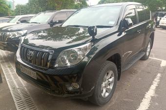 GS13CAR SARL met  la disposition de tous la location de cette Jeep pour vos diffrentes manifestation Mariage Anniversaire etc. CGombe Av. Tshatshi. Prix 180Jr.  vous
