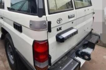 Toyota Land cruiser  Anne 2024 Sans plaque  Kilomtrage 000 Prix 75000