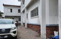 GS13-IMMO SARL; met à votre disposition, la location de cet appartement, pour usage résidentiel, Q/Ma Campagne, C/Ngaliema. Réf: Avenue des Oiseaux. Loyer: 1.500$. Garantie: 3+1. mediacongo