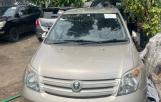 TOYOTA IST SANS PLAQUE A VENDRE