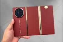 Huawei Mate XT Ultimate $450 Whatsapp :+2349045783364 telephones_tablettes_et_accessoires