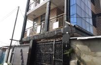 Parcelle en vente avec un bâtiment en étage de deux niveau R+2 à N'djili Q13 près du macadam mediacongo