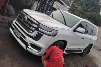 Toyota Land cruiser GXR 
