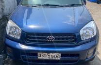 ???URGENT  Toyota Rav 4 Intermédiaire  Automatique  Essence ⛽️  4 cylindres  Climatisé Couleur retoucher propre  Radio androïde  Plaque normal déjà disponible  Prix :4.300$ On f mediacongo