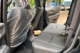 Arrivage Toyota Prado Adventure Brand New Couleur  NoireNoire Annee 2024 Automatique Steptronique Essence 4 cylindre 2.4 twin turbo Demarrage bouton C
