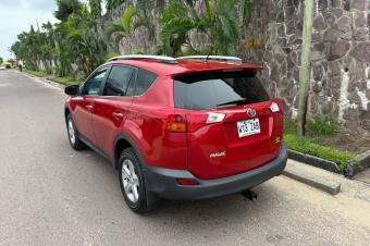 TOYOTA NEW RAV4 A VENDRE A KINSHASA 