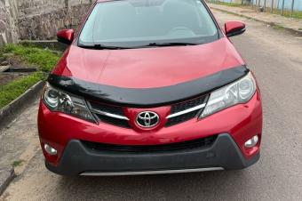 TOYOTA NEW RAV4 A VENDRE A KINSHASA 