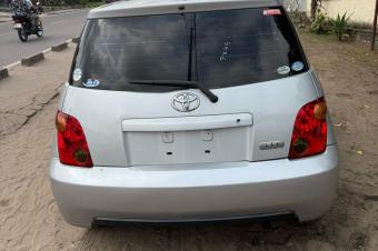 TOYOTA IST SANS PLAQUE A VENDRE A KINSHASA 