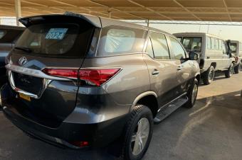 TOYOTA FORTUNER 2024 00km A VENDRE 