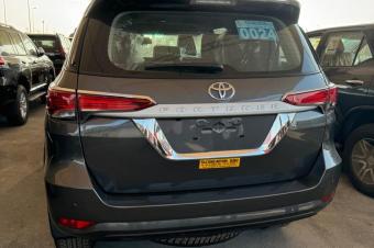 TOYOTA FORTUNER 2024 00km A VENDRE 