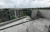Location des plateaux dans la commune de la Gombe zone A sur principale au 5e, 6e et 7e niveau. Référence : Pullman Description : Disponibilté 870m² mediacongo