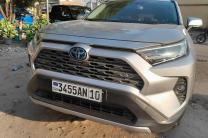 Toyota new Rav hybrid  automobile_motos_velos_engins_et_pieces