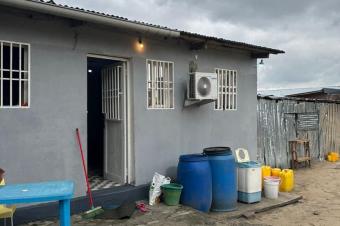 PARCELLE  VENDRE BINZA UPN Sur macadam  1 Porte ch. salon 60.000 AD REVENU 150  Dimensions  5m25m  Rf. Av. Masikita  un trs bon emplacement quartier rsidentiel trs calme 