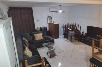 Vente dune parcelle avec 2 appartements de 3 chambres salon cuisine 3 salles de bain p de 1 chambre salon cuisine salle de bain  jardin piscineparking 800 mtres carrs 