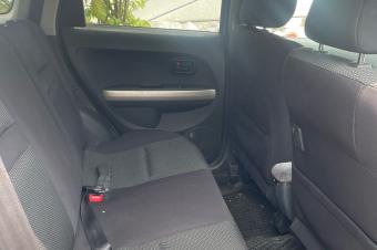 TOYOTA IST SANS PLAQUE 