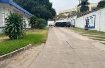 Parcelle à vendre Gombe zone À, superficie : *2430m2 Composition de la parcelle : plusieurs habitations des bureaux avec un revenu mensuel de : 17.500$ mediacongo