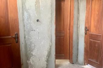Vente parcelle Contiennent une maison en tage avec fondation de 2 niveau R2  NGALIEMAMTO 