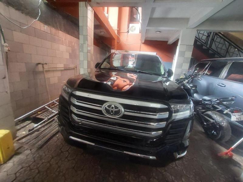 Toyota land cruiser GXR 2023