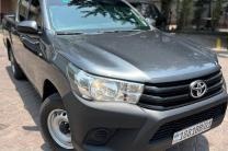 TOYOTA HILUX A VENDRE A KINSHASA  automobile_motos_velos_engins_et_pieces