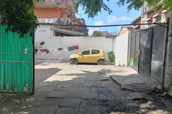 GS13IMMO SARL met  votre disposition la vente de cette parcelle CBarumbu QBeaumarch prs de Bralima. Dimension 2830M. Prix 460.000  discuter.  vous la parole.