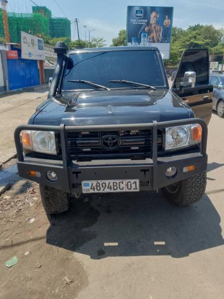 Toyota land cruiser 2022